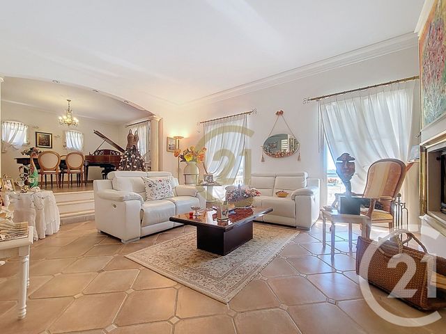 Afficher la photo en grand maison à vendre - 7 pièces - 212.0 m2 - TRANS EN PROVENCE - 83 - PROVENCE-ALPES-COTE-D-AZUR - Century 21 Haussmann Immobilier