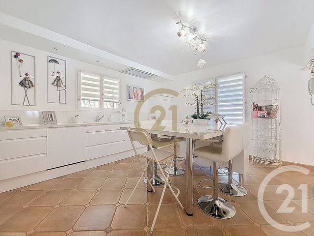 Afficher la photo en grand maison à vendre - 7 pièces - 212.0 m2 - TRANS EN PROVENCE - 83 - PROVENCE-ALPES-COTE-D-AZUR - Century 21 Haussmann Immobilier